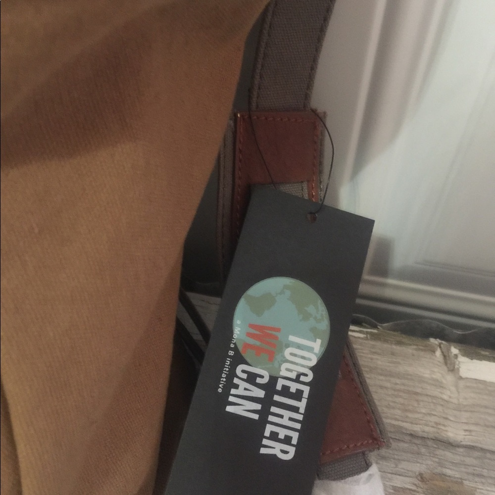 NWT Mona B Crossbody Backpack - Picture 3 of 6